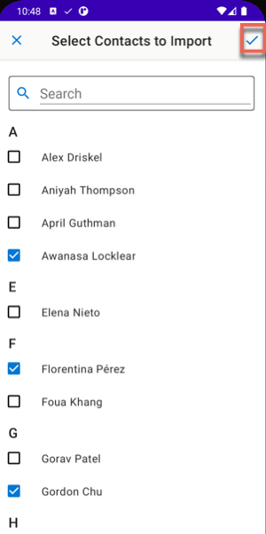 Lightning web component displays selected contacts